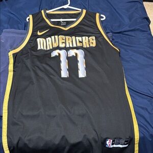 Nike Mavericks Black and Gold Basketball Jersey